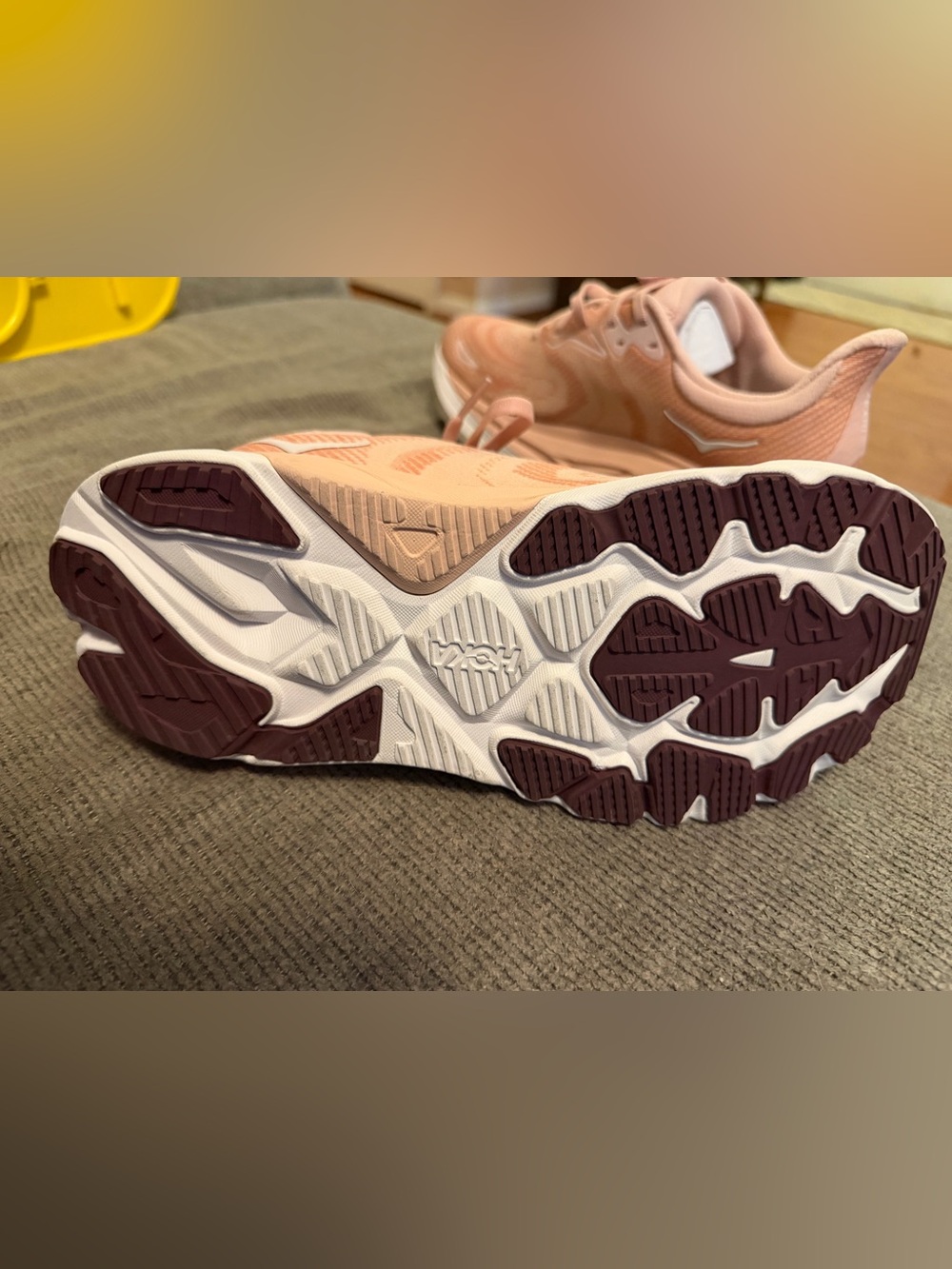 Hoka Arahi 8 Blush/Rose Latte - Picture 5 of 6